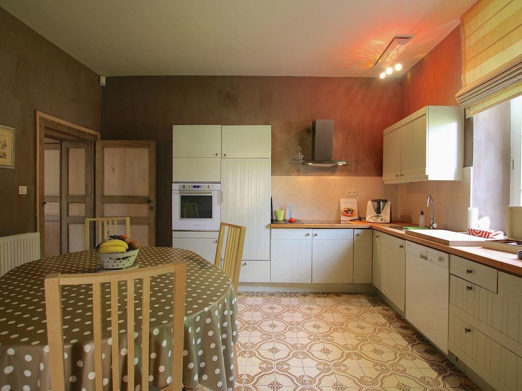Unique Holiday Home In Virton With Jacuzzi Latour Exteriér fotografie