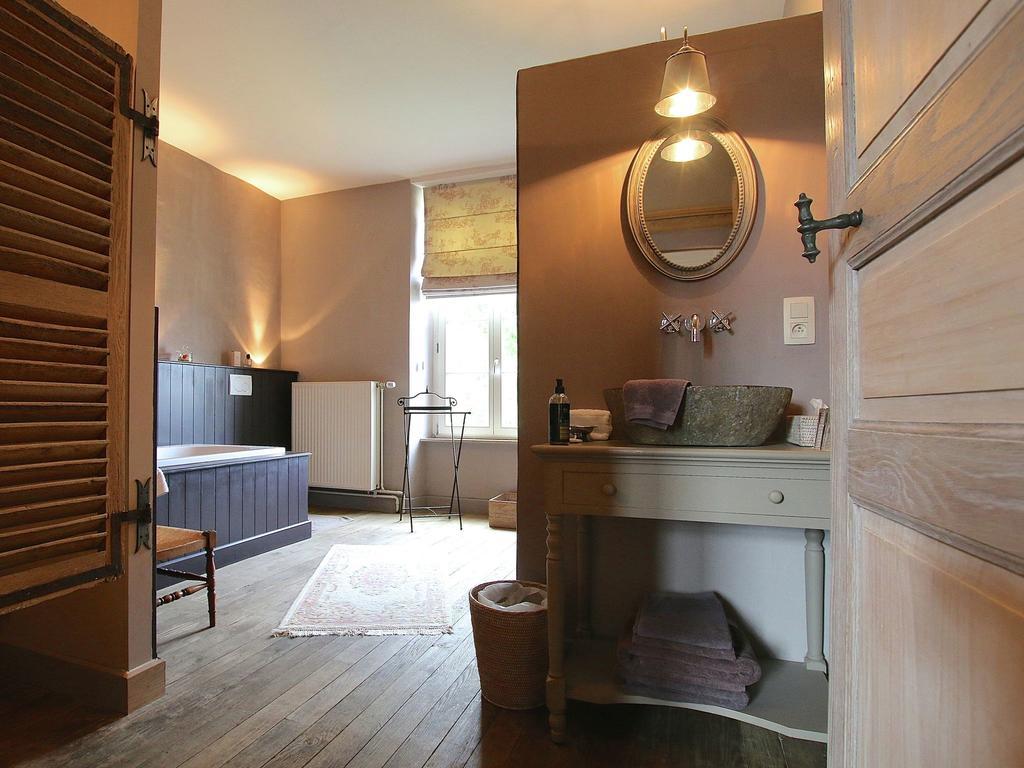 Unique Holiday Home In Virton With Jacuzzi Latour Exteriér fotografie